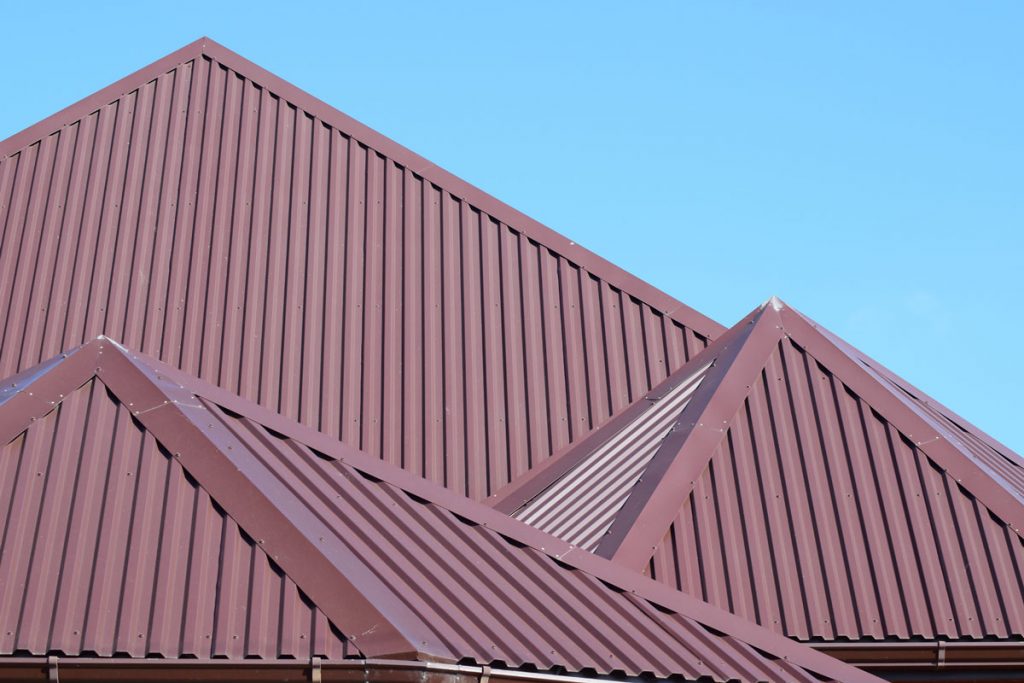 steel roof advantages and disadvantages